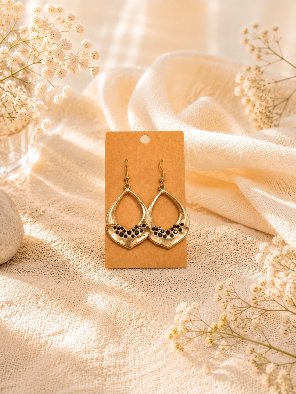 Silver Teardrop Dangle Earrings with Green Accent Fashion Jewelry NWOT